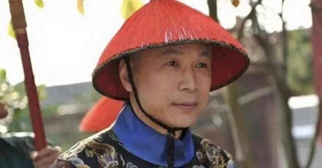 太监净身现象，历史、文化与权力的交织探究