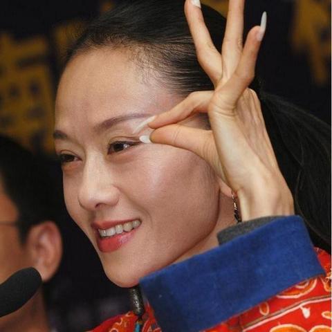 河南春晚盛大开播，精彩节目一览无余！