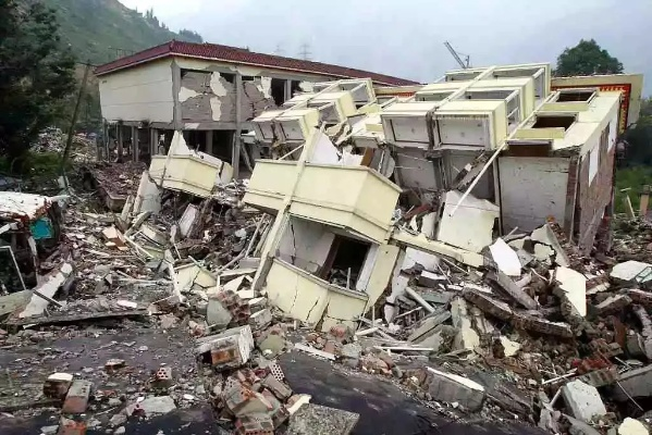 四川今日地震7.8级地震实时更新，最新灾情及应对措施