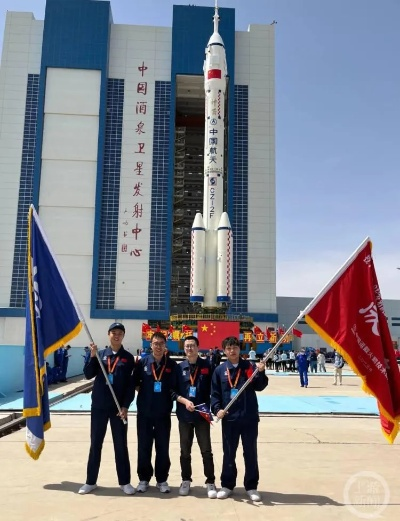 中国火箭首个火箭班授牌仪式启动