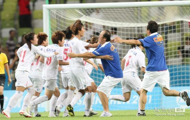 深圳大运会女足决赛精彩瞬间回顾